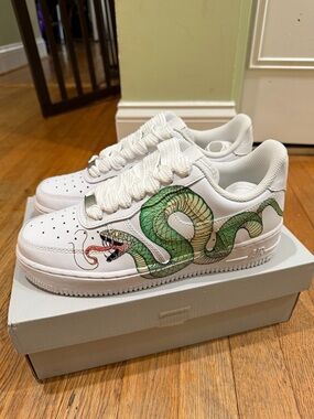 CUSTOM handdrawn snake Nike Air Force 1